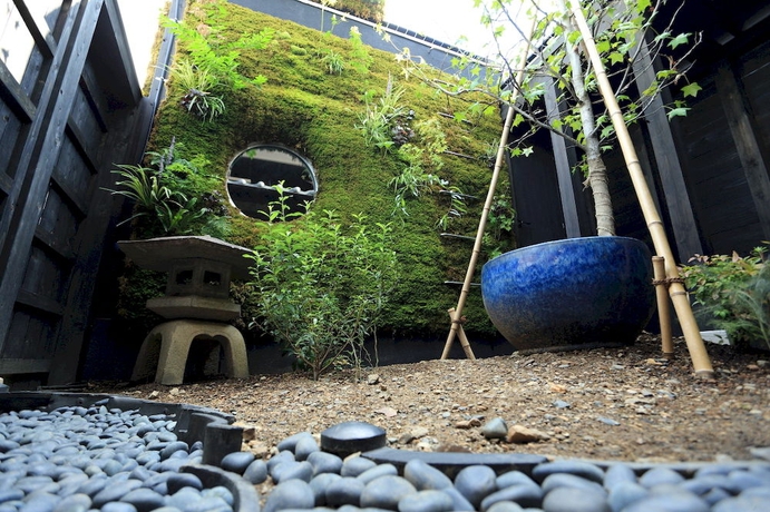 Imagen de los exteriores del Hotel Usaginonedoko. Foto 9