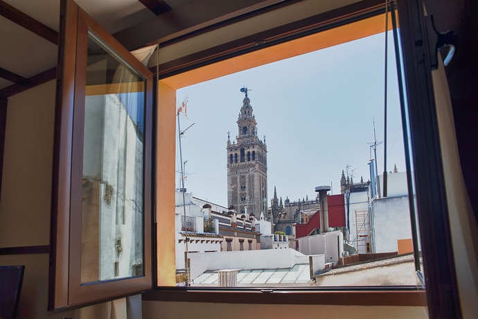 Imagen de la habitación del Hotel U-sense Sevilla Centro. Foto 7