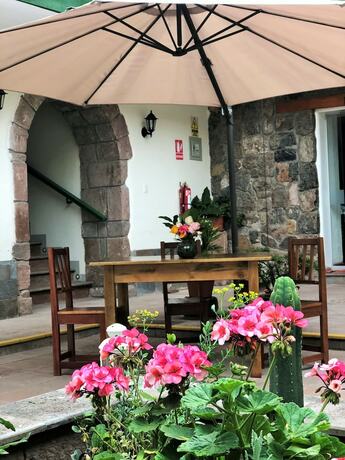 Imagen de los exteriores del Hotel Usgar San Pedro Boutique. Foto 31