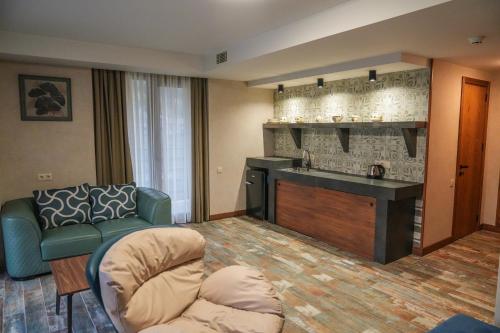 Imagen de la habitación del Hotel Ushba in Mestia. Foto 20