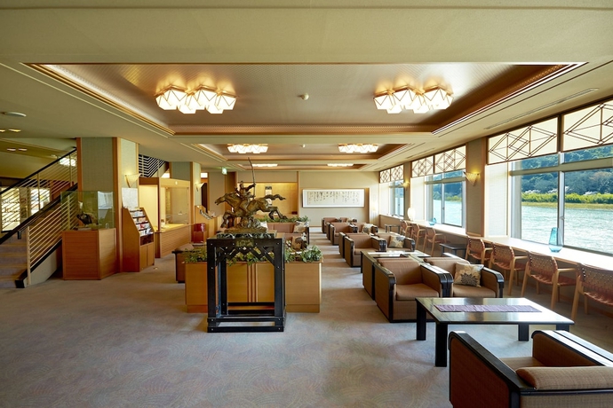 Imagen de los interiores del Hotel Ushonoie Sugiyama. Foto 14