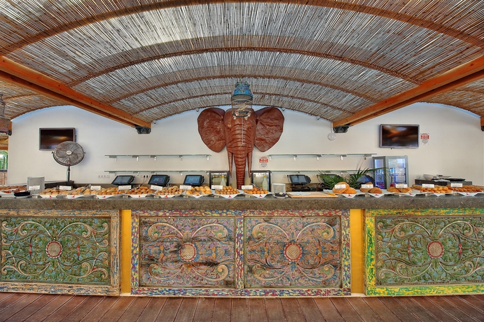 Imagen del bar/restaurante del Hotel Ushuaia Ibiza Beach - Adults Only - Entrance To Ushuaia Club Included. Foto 6