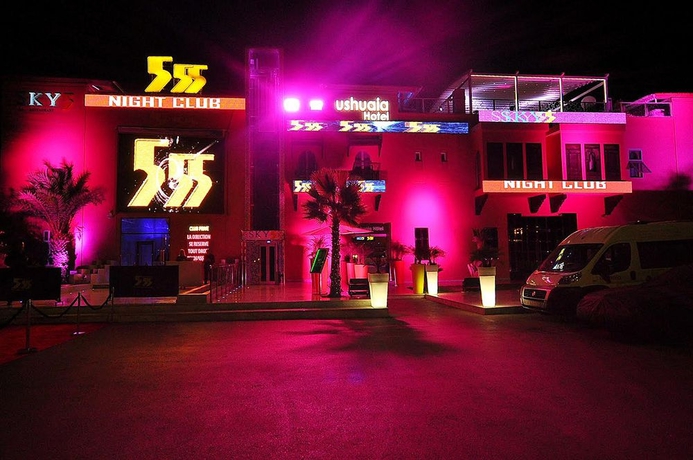 Imagen de los exteriores del Hotel Ushuaia and Clubbing. Foto 7