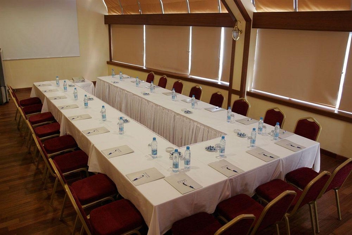 Imagen general del Hotel Usta Park. Foto 6