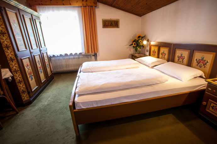 Imagen de la habitación del Hotel Ustaria Posta. Foto 10