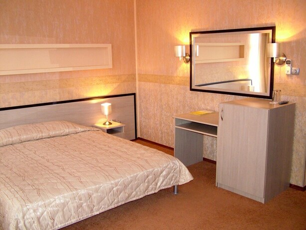 Imagen de la habitación del Hotel Ustra. Foto 19
