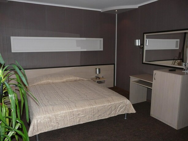 Imagen de la habitación del Hotel Ustra. Foto 29