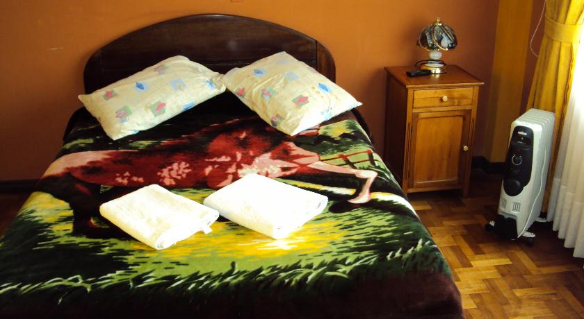 Imagen de la habitación del Hotel Utama. Foto 7