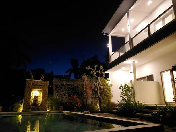 Imagen general del Hotel Utama Villas Beach Front Candidasa. Foto 1