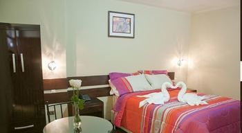 Imagen del bar/restaurante del Hotel Utasa Inn. Foto 7