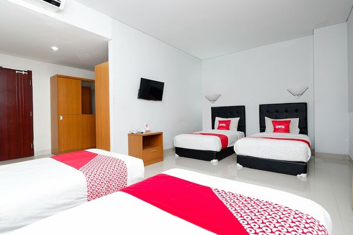 Imagen de la habitación del Hotel Utc Semarang. Foto 2