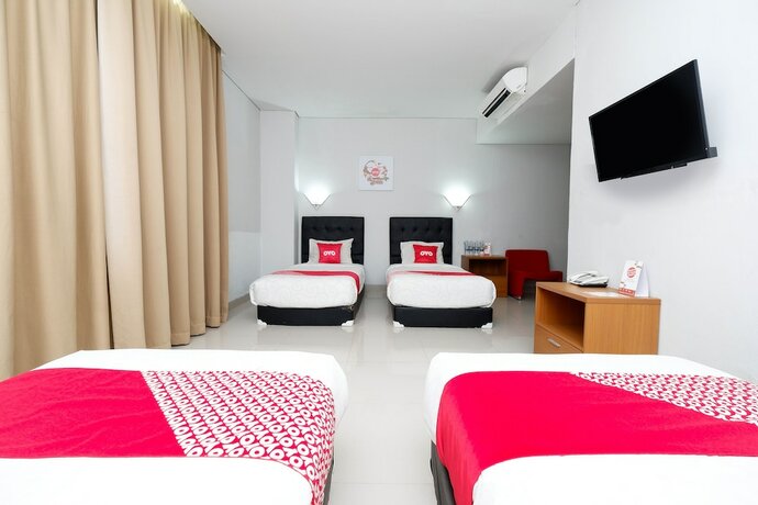 Imagen de la habitación del Hotel Utc Semarang. Foto 6