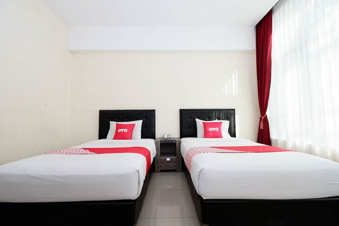 Imagen de la habitación del Hotel Utc Semarang. Foto 8