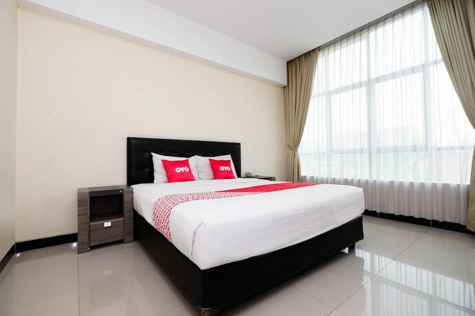 Imagen de la habitación del Hotel Utc Semarang. Foto 9