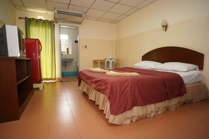 Imagen de la habitación del Hotel Utid Court. Foto 20