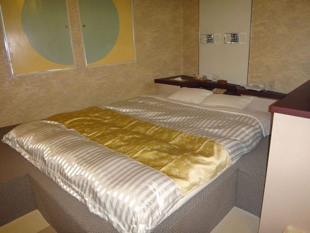 Imagen de la habitación del Hotel Utility Hotel Coo. Foto 17