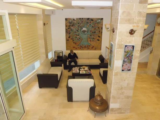 Imagen de los interiores del Hotel Utkubey. Foto 15