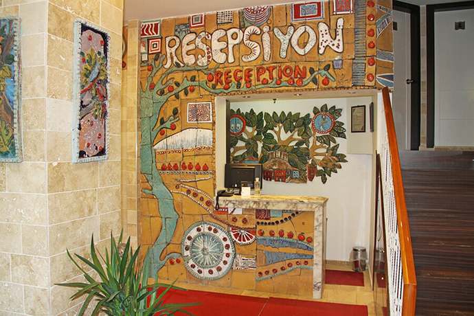 Imagen de los interiores del Hotel Utkubey. Foto 16