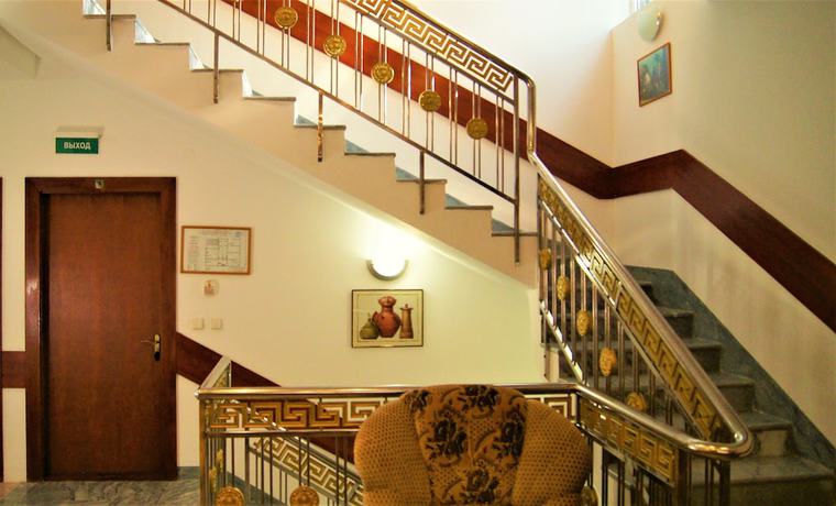 Imagen general del Hotel Utomlennye Solntsem. Foto 1