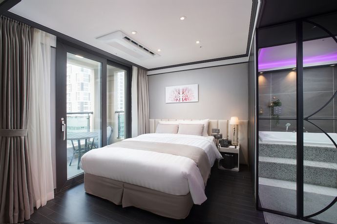 Imagen de la habitación del Hotel Utop Boutique and Residence. Foto 17