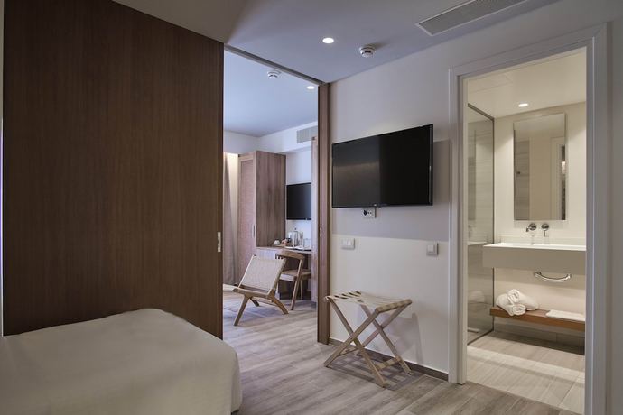 Imagen de la habitación del Hotel Utopia Blu. Foto 10