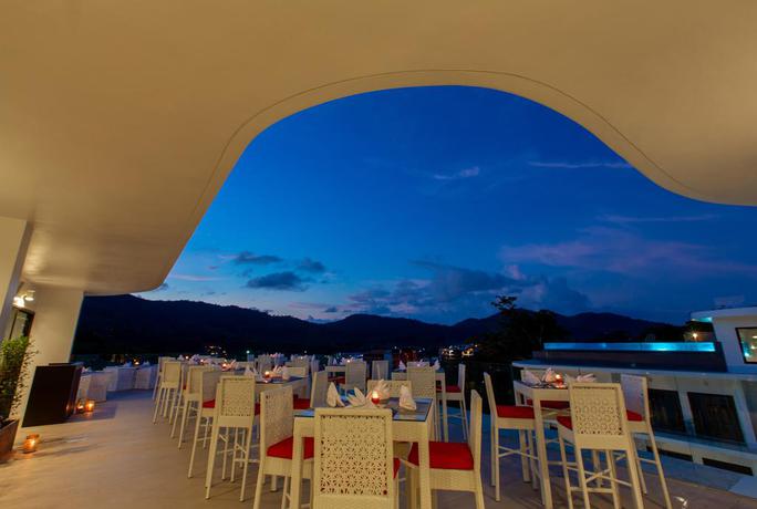 Imagen del bar/restaurante del Hotel Utopia Naiharn. Foto 7