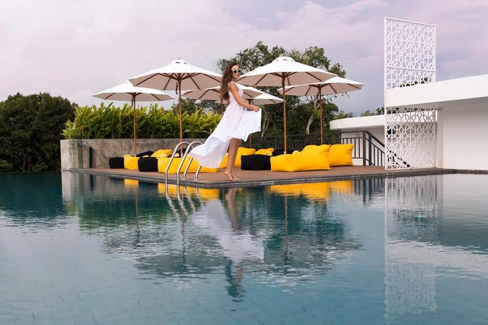 Imagen de la piscina del Hotel Utopia Naiharn. Foto 19