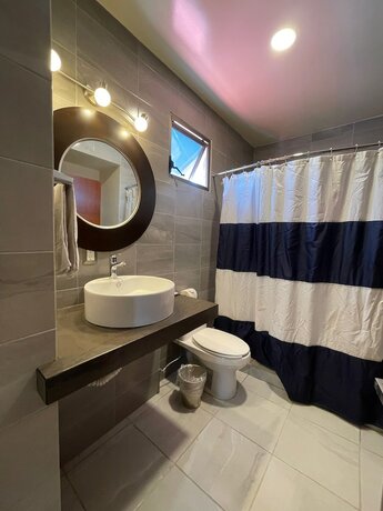 Imagen general del Hotel Uttsa Inn. Foto 18