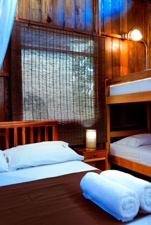 Imagen de la habitación del Hotel Utuane. Foto 10
