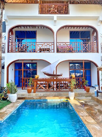 Imagen general del Hotel Utulivu Bungalow. Foto 4