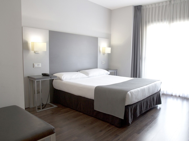 Imagen de la habitación del Hotel Uve Alcobendas. Foto 3