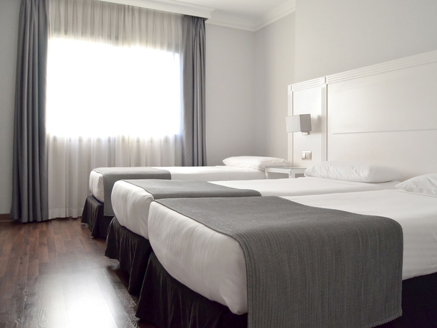 Imagen de la habitación del Hotel Uve Alcobendas. Foto 5