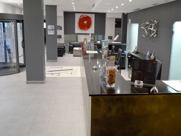 Imagen de los interiores del Hotel Uve Alcobendas. Foto 13