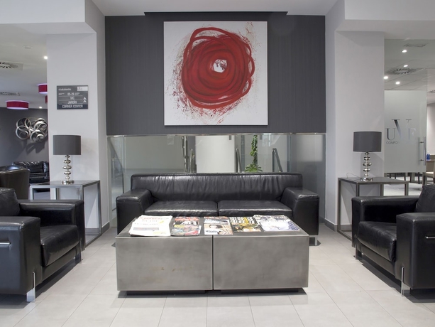 Imagen de los interiores del Hotel Uve Alcobendas. Foto 18