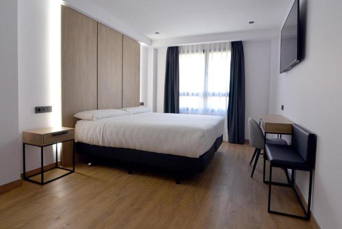 Imagen de la habitación del Hotel Uve Marcenado. Foto 5