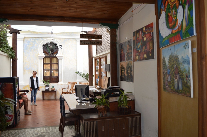 Imagen de los interiores del Hotel Uxlabil Antigua Galer&iacute;a. Foto 15