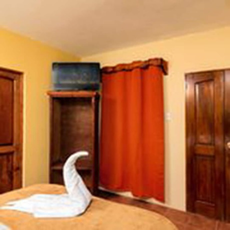 Imagen de la habitación del Hotel Uxlanik. Foto 15