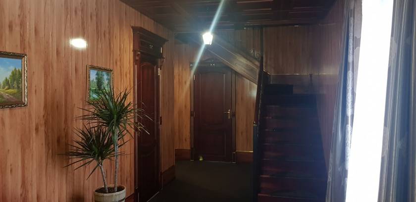 Imagen de los interiores del Hotel Uyut, Serguiev Posad. Foto 12