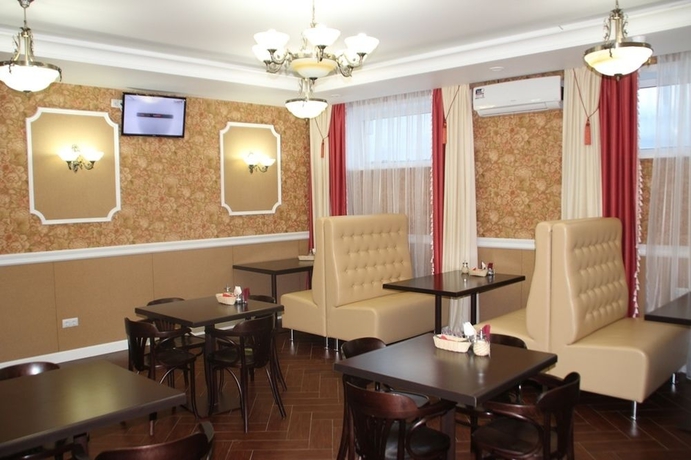 Imagen del bar/restaurante del Hotel Uyutnaya, NOVOSIBIRSK. Foto 2