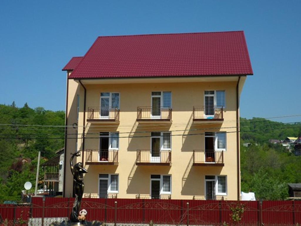 Imagen general del Hotel Uyutniy Prichal. Foto 6