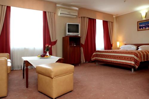 Imagen de la habitación del Hotel Uzhgorod. Foto 8