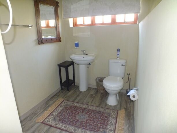 Imagen de la habitación del Hotel Uzuri Guesthouse. Foto 17