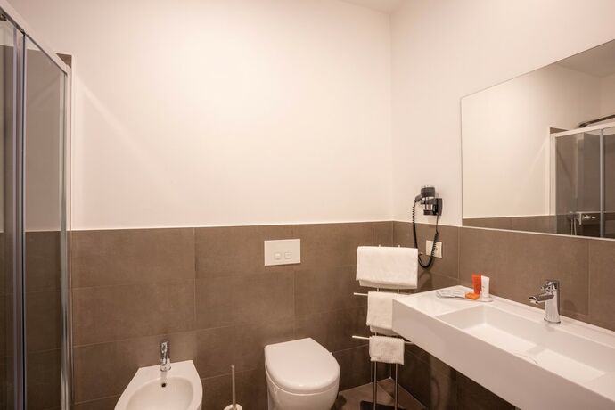 Imagen general del Hotel V, ANCONA. Foto 2