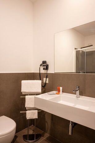 Imagen general del Hotel V, ANCONA. Foto 7