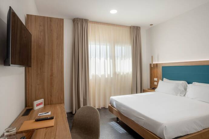 Imagen general del Hotel V, ANCONA. Foto 8