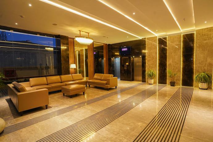 Imagen de los interiores del Hotel V Five. Foto 10