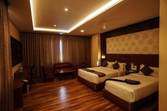 Imagen de la habitación del Hotel V Five. Foto 4