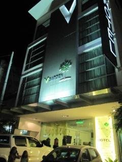Imagen de los exteriores del Hotel V Garden, Kuala Lumpur. Foto 15