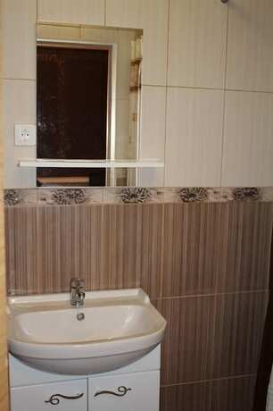 Imagen general del Hotel V Gostyah U Julii Guest House. Foto 15