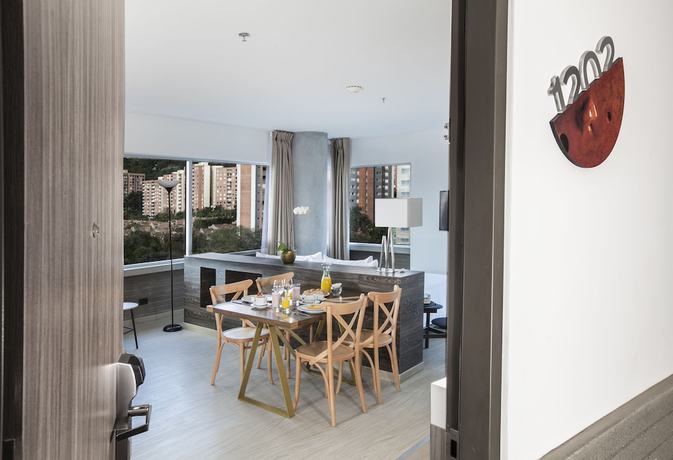 Imagen de la habitación del Hotel V Grand Hotel, a member of Radisson Individuals. Foto 17